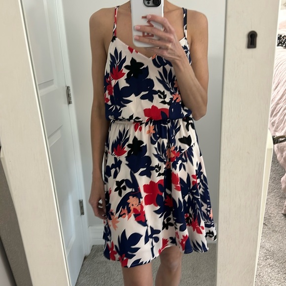 Express Floral Dress - Picture 1 of 5